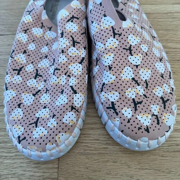 Ilse Jacobsen Tulip Perforated Slip-On Shoes Women's Size 38