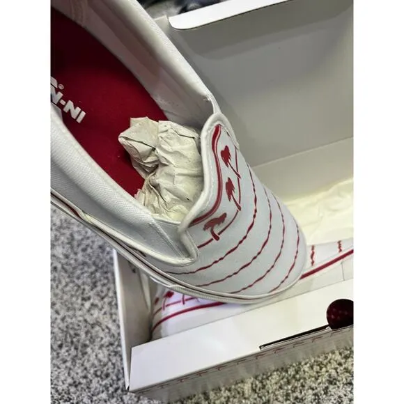 In &amp; Out Slip On Sneakers Men’s 11, New In Box, White/Red Iconic Retro Logo CA