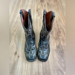 Innovation Pointed Toe Angel Wings Boots Size 12 EUC