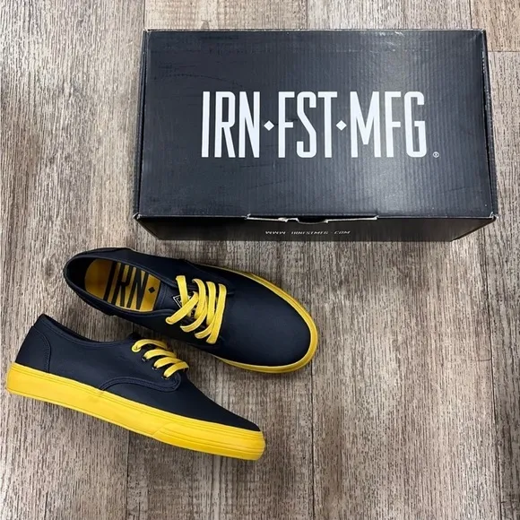 Iron Fist Winston Shoes In Navy