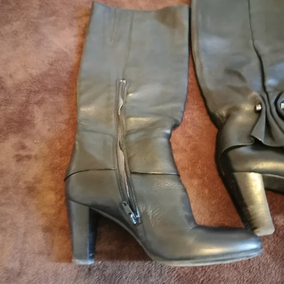 Italian leather boots size 36