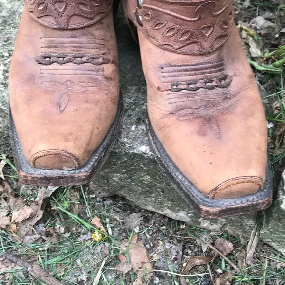 Jaca Square Toe Brown Boots