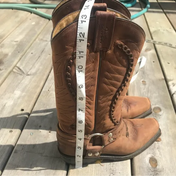Jaca Square Toe Brown Boots