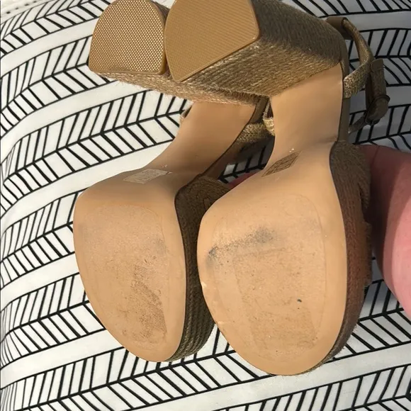 Jeffrey Campbell Yawl Elegant Beige Platform Sandals