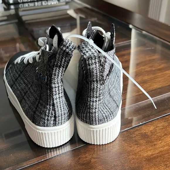 Jessica SimpsonEmiliya Plaid Studded Platform Sneakers