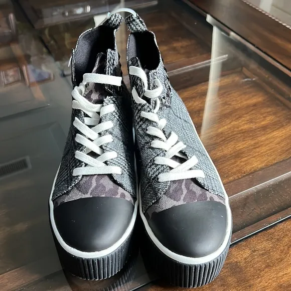 Jessica SimpsonEmiliya Plaid Studded Platform Sneakers