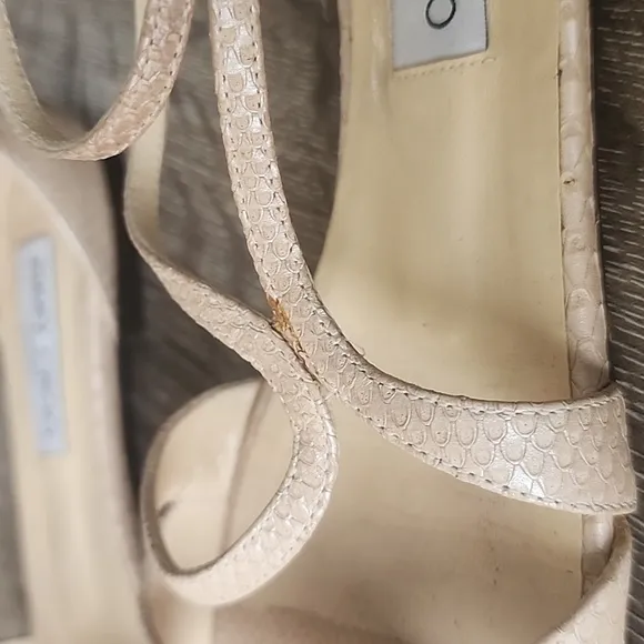 Jimmy Choo London Snakeskin Leather Flat Gladiator Sandals Creamy Tan Nude