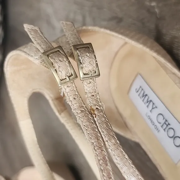 Jimmy Choo London Snakeskin Leather Flat Gladiator Sandals Creamy Tan Nude