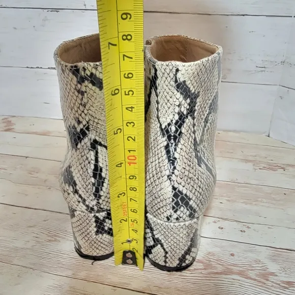 Joan Olaff Snake Print Leather Ankle Boots US Woman's 6
