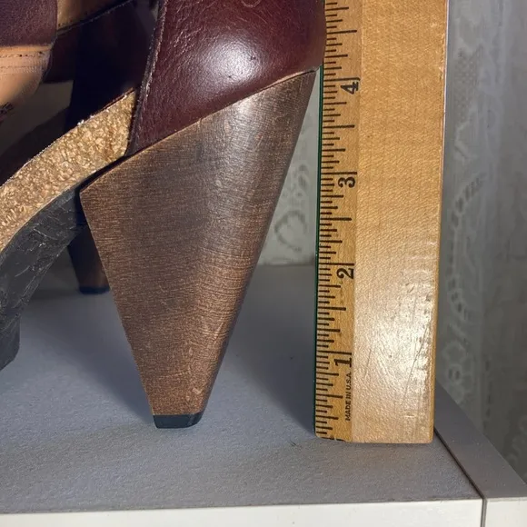 John Fluevog leather platform sandals heels shoes, studded fringe, 6.5