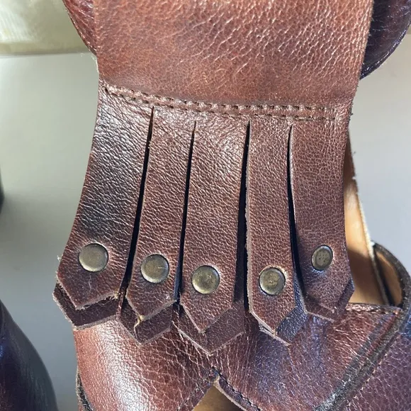 John Fluevog leather platform sandals heels shoes, studded fringe, 6.5