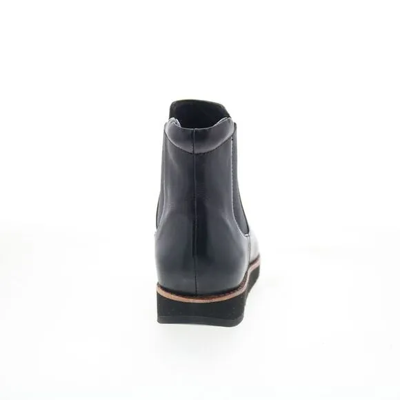 Johnston &amp; Murphy Womens Calder Chelsea Boot Black Boots (NWT)