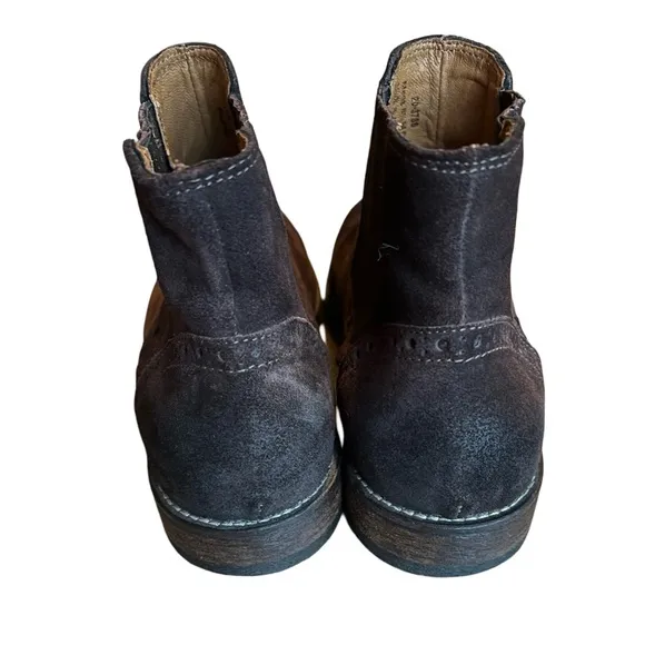 Johnston and Murphy Suede Chelsea Cap Toe Boots 20-3736 Mens Sz 8.5M Dark Brown
