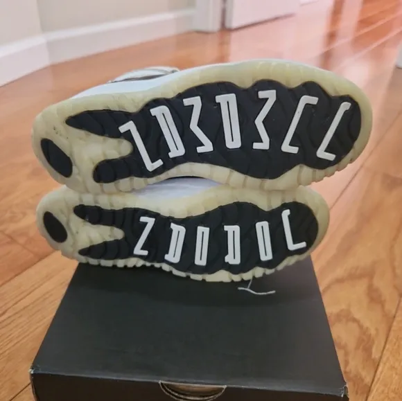 Jordan 11 Retro High-Top Sneakers