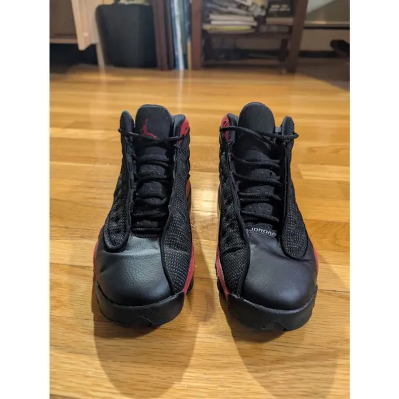 Jordan 13 Retro Basketball Shoes Black Red Size 5Y 2017 XIII 414574-004