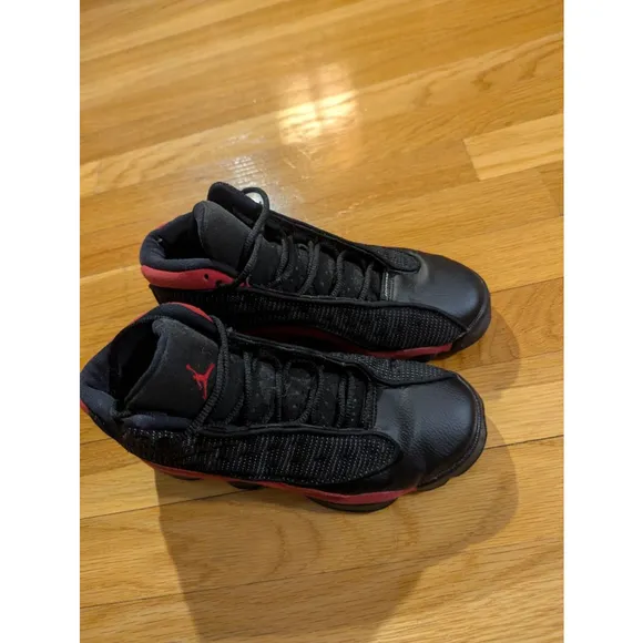 Jordan 13 Retro Basketball Shoes Black Red Size 5Y 2017 XIII 414574-004