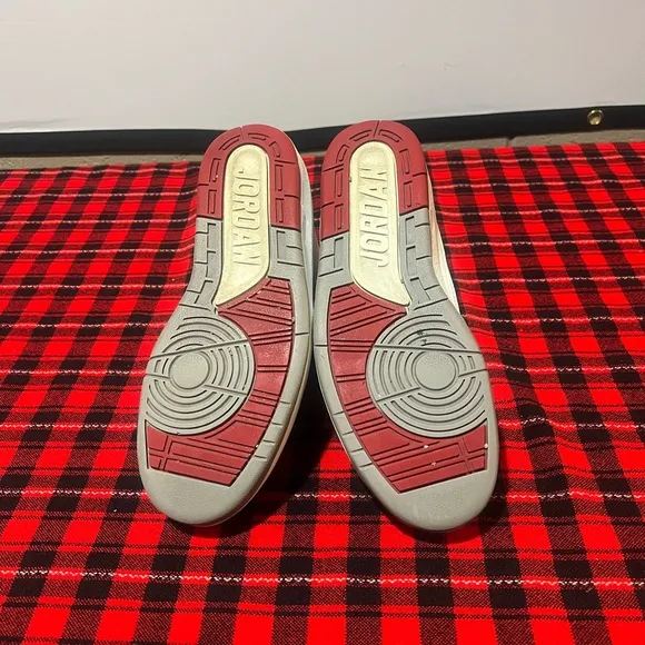 Jordan 2 retro Chicago home