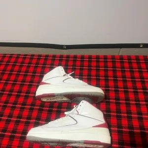 Jordan 2 retro Chicago home