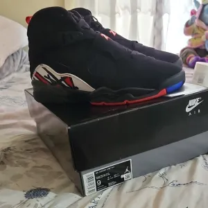 Jordan Black and Red Sneakers High-Top