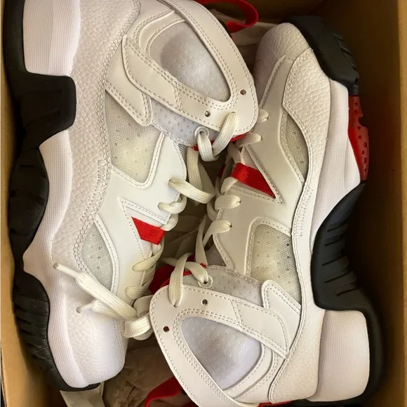 Jordan Jumpan Two Trey (GS) - size 6Y