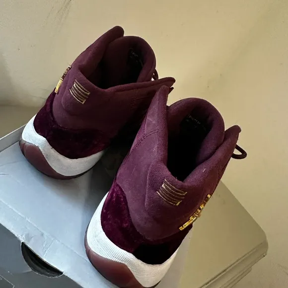 Jordan Purple and Gold High-Top Sneakers Velvet Upper