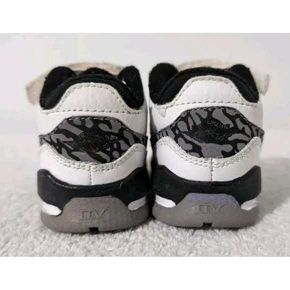 Jordan Shoes 2.5 Team 5/8ths Toddler Sz 3C White