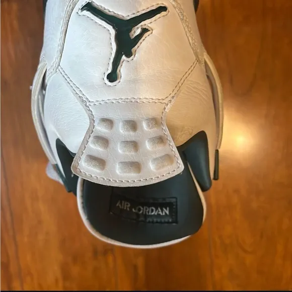 Jordan White and green Sneakers with Air Cushioning