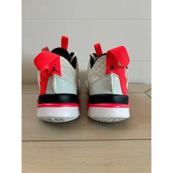 Jordan Why Not Zer.0 3 SE Youth Size 6 CN8107-101 Sail Spruce Aura Flash Crimson