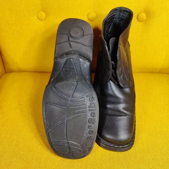 Josef Seibel Black Leather Women’s Lace Up Ankle Boots Shoes Size 9-9.5 EU 40