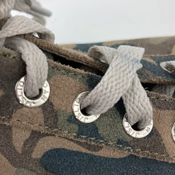 J/Slides NYC Women’s Suede Camo Platform Sneakers sz 7.5