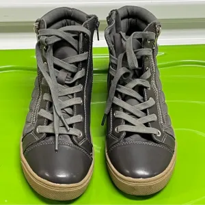 Juicy Couture Vareen Gray High Top Sneakers