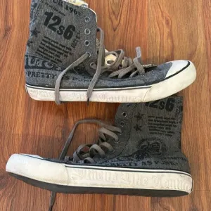 Juicy Couture y2k punk vintage gray high top sneakers 6.5