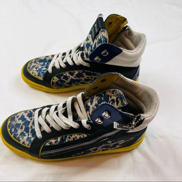 Just Cavalli By Roberto Cavalli Sport High Top Sneakers Pattern  Sz 9 L030922