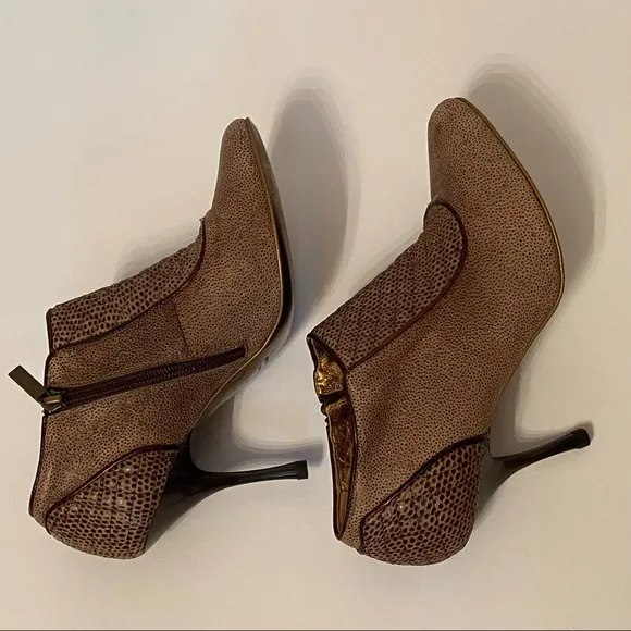 JUST CAVALLI SHOES ANKLE BOOTIES TAN BROWN LEATHER STILETTO HEEL ITALY 38 7.5