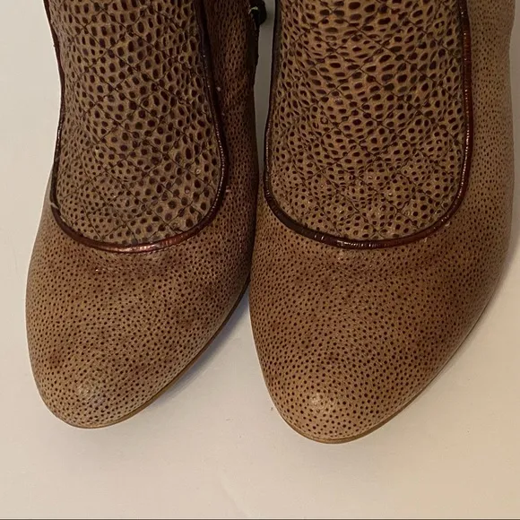 JUST CAVALLI SHOES ANKLE BOOTIES TAN BROWN LEATHER STILETTO HEEL ITALY 38 7.5