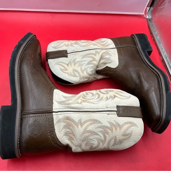 Justin men 10.5 stampede cowboy work boots