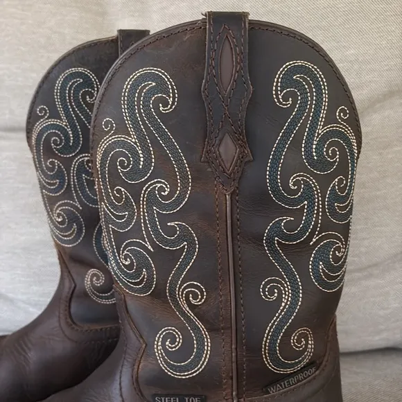 Justin Tasha Brown Leather Western Cowboy Boots Steel Toe Round Toe Women’s 7.5B