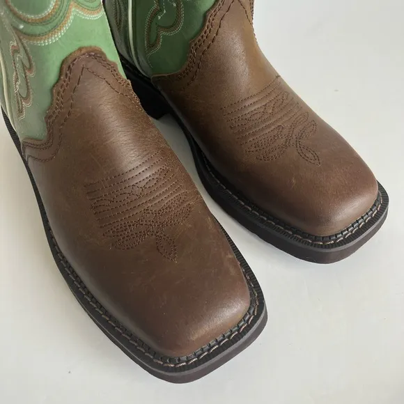 JUSTIN WOMEN'S RAYA  cowhide gypsy WESTERN BOOTS - BROAD SQUARE TOE size 6.5B
