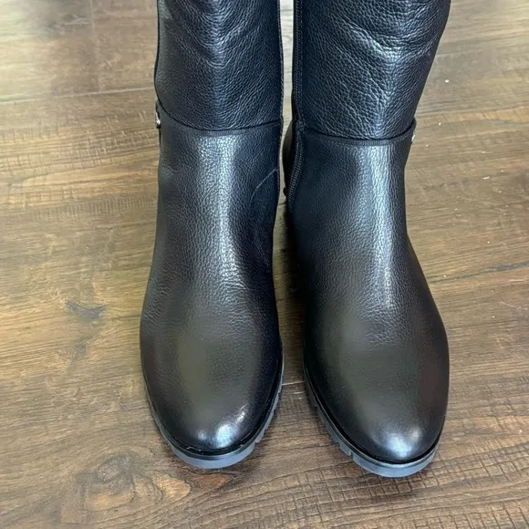 Karl Lagerfeld Seine Black Pebbled Leather Boots Size 8 Women