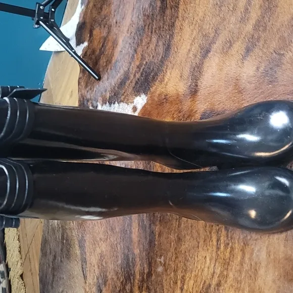 Kate Spade boots black rubber rain boots sz 6