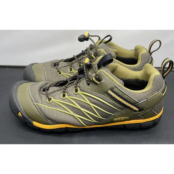 KEEN Chandler CNX 1017569 Summer Outdoor Lifestyle Shoes Kids Size 5 Fast Ship