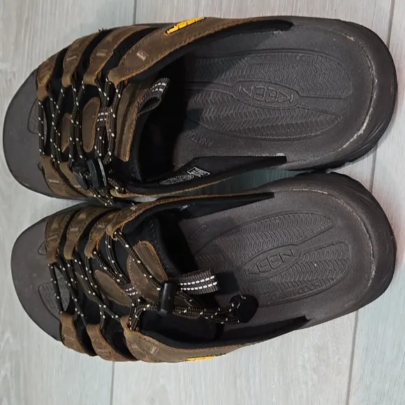 Keen Mens Leather Sandals shoes sz 9.5