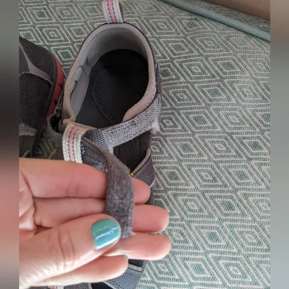Keen Seacamp Youth Sandals in Gray &amp; Rose
