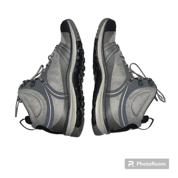 Keen Terradora Waterproof Mid Hiking Boots Shoes Size 9.5 Black Grey