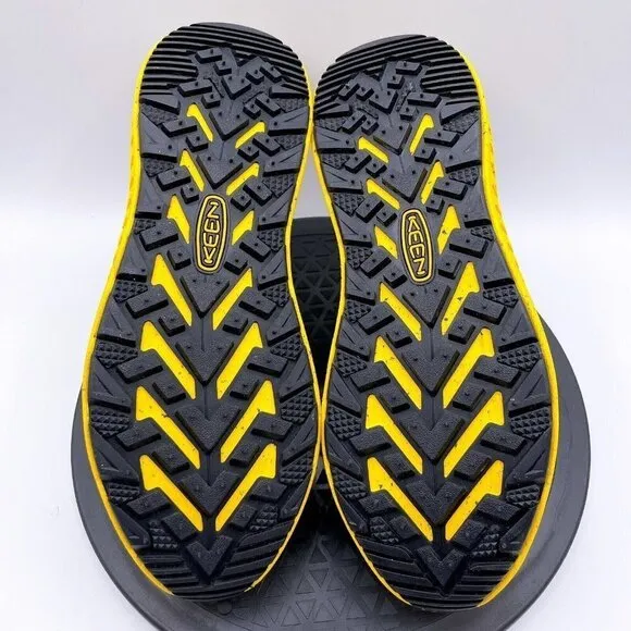 Keen Women's WK400 Walking Shoe Size 9.5 Yellow / Black 1027484
