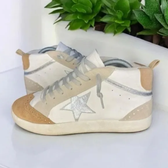 Kellparker Molly High-Top Metallic Star Sneakers - 8