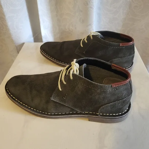 Kenneth Cole Reaction Men's Ankle Chukka Suede Boots, Size 10.5 Gray