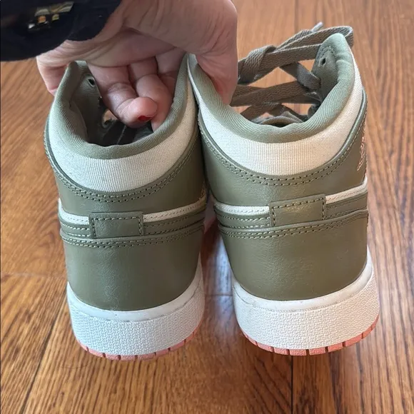 Kids Green and Cream High-Top Sneakers