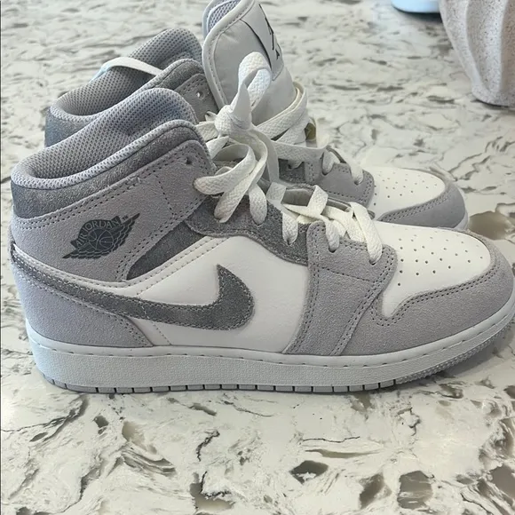 Kids High-Top Jordans - White and Gray
