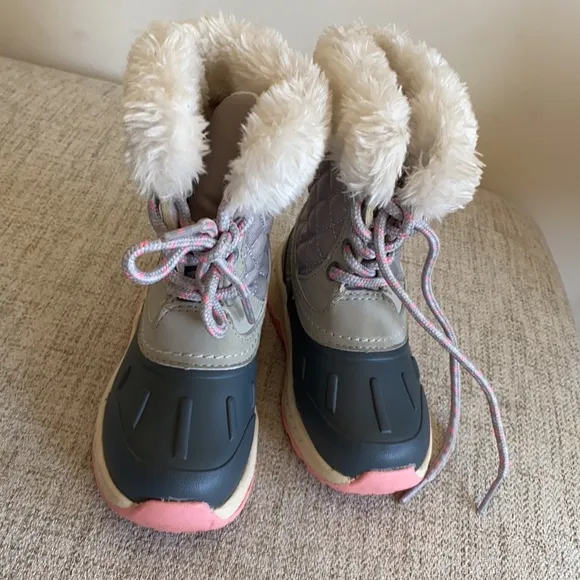 Kids Jordan and boot shoe bundle